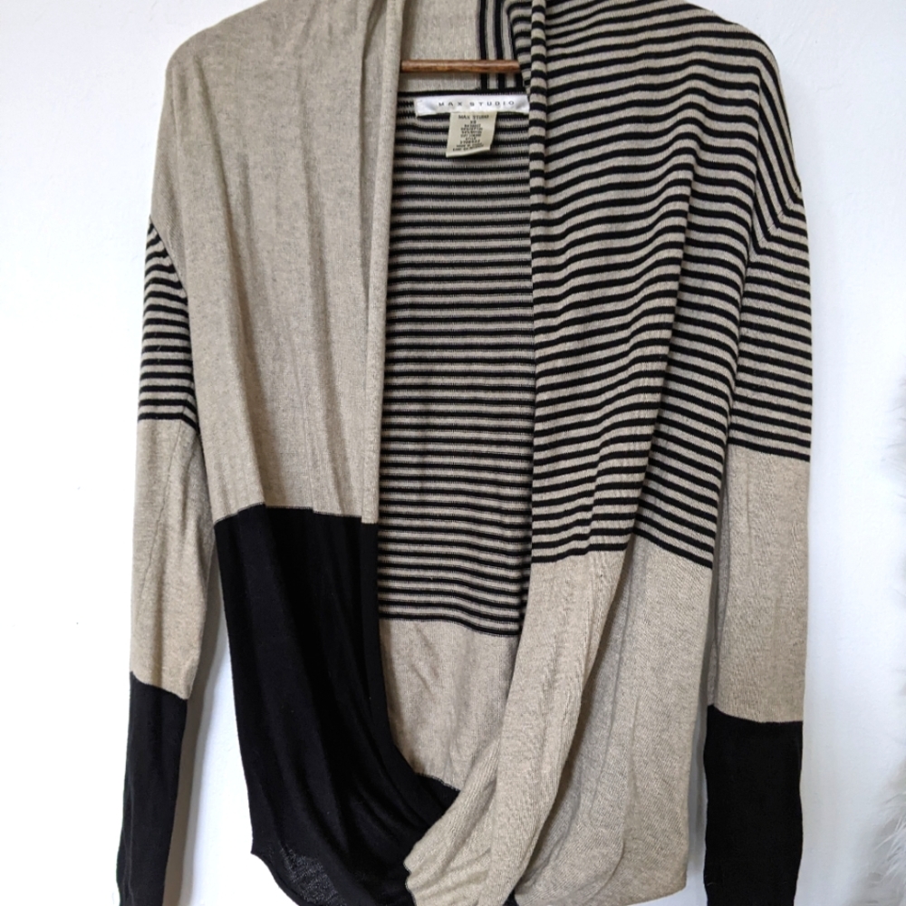Max Studio Crossover Cardigan top SZ  XS